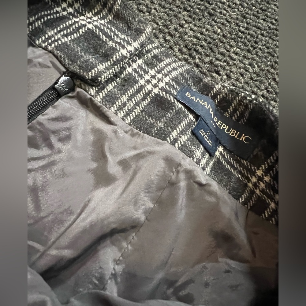 Banana Republic Skirt - Picture 5 of 6